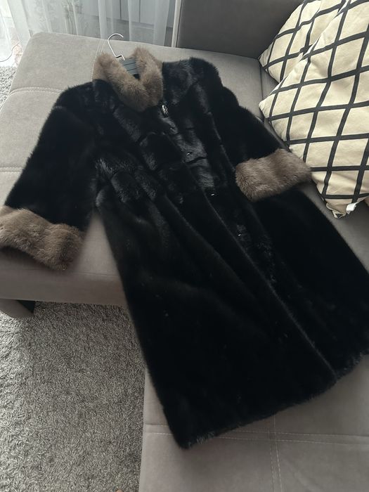 Продам норковую шубу