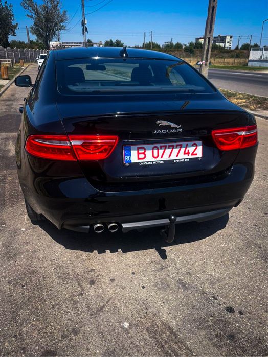 Vand Jaguar XE