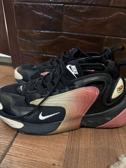 Adidasi Nike Zoom 2K