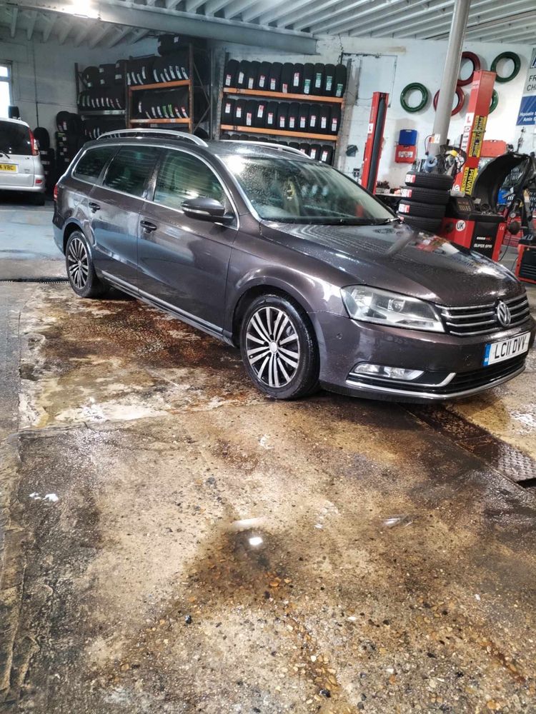 Dezmembrez Volkswagen Passat B7 2.0 TDI 2011 CFFB