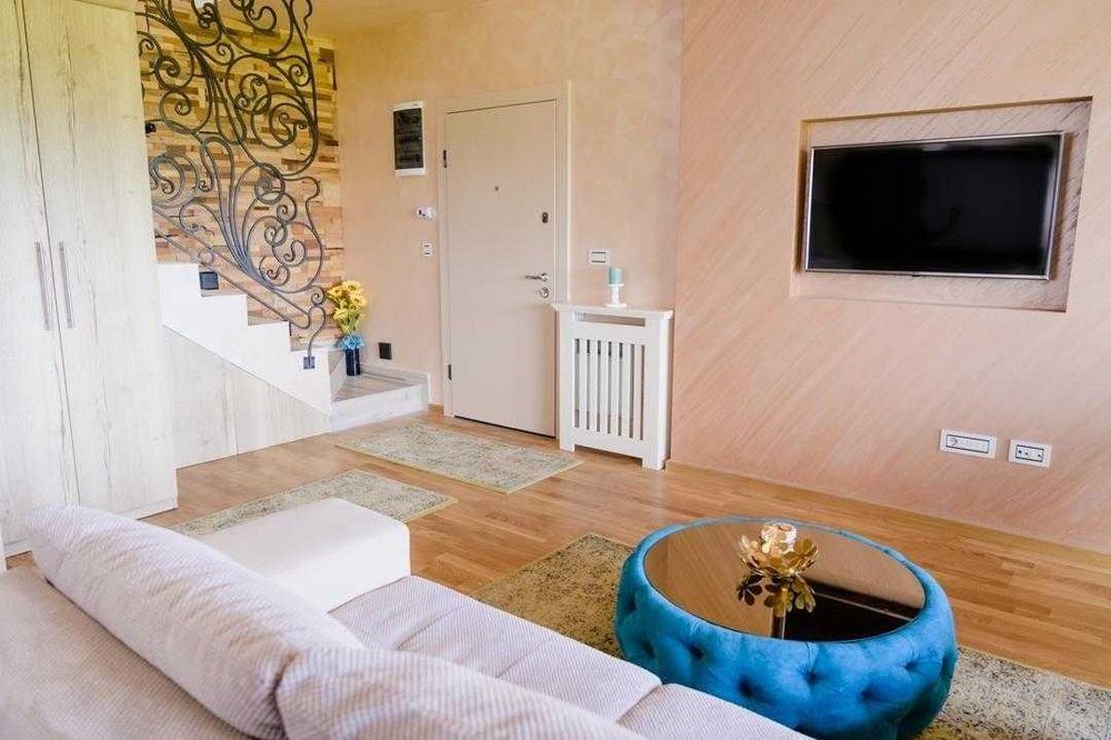 Дава се под наем Мезонет в Пловдив, Тракия - 74 кв.м за 387.6 € - Снимка #1