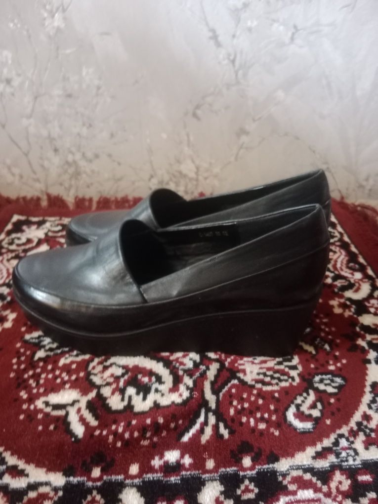 Женские. Туфли Новые 39 р37 р