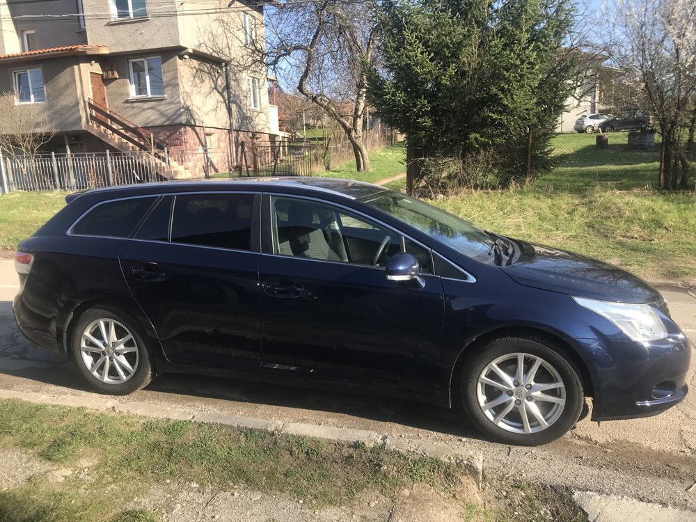 Toyota Avensis T27  1.8 НА ЧАСТИ