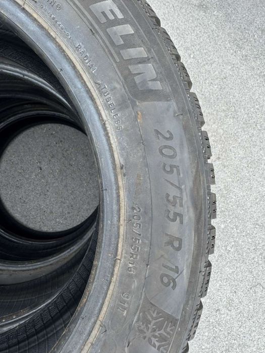 4 броя зимни гуми 16 цола Michelin 205/55/16