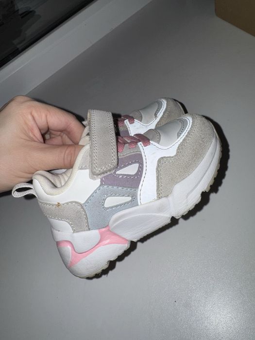 Детская обувь для девочки