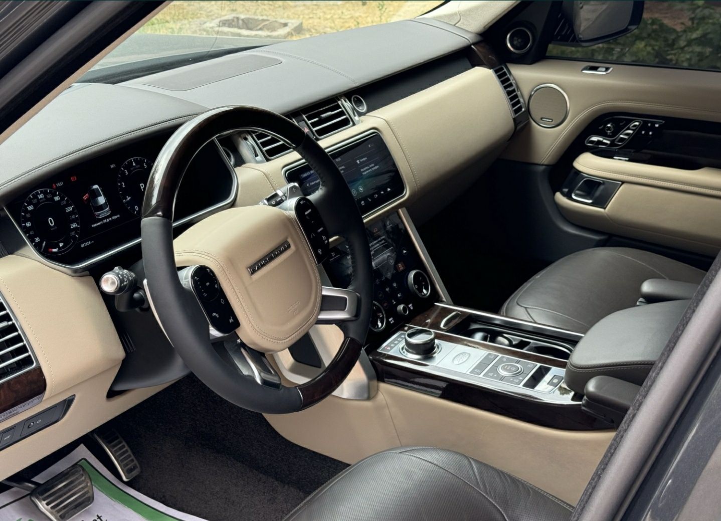 Land Rover Vogue Autobiography P525