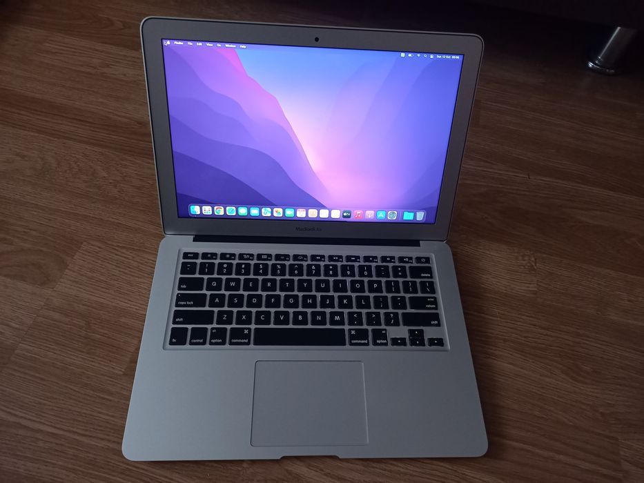 Laptop Apple Air -13inch- Early 2015 - procesor i5