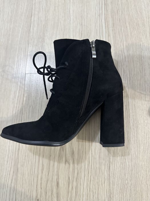 Сапоги женские ботфорты и ботильоны