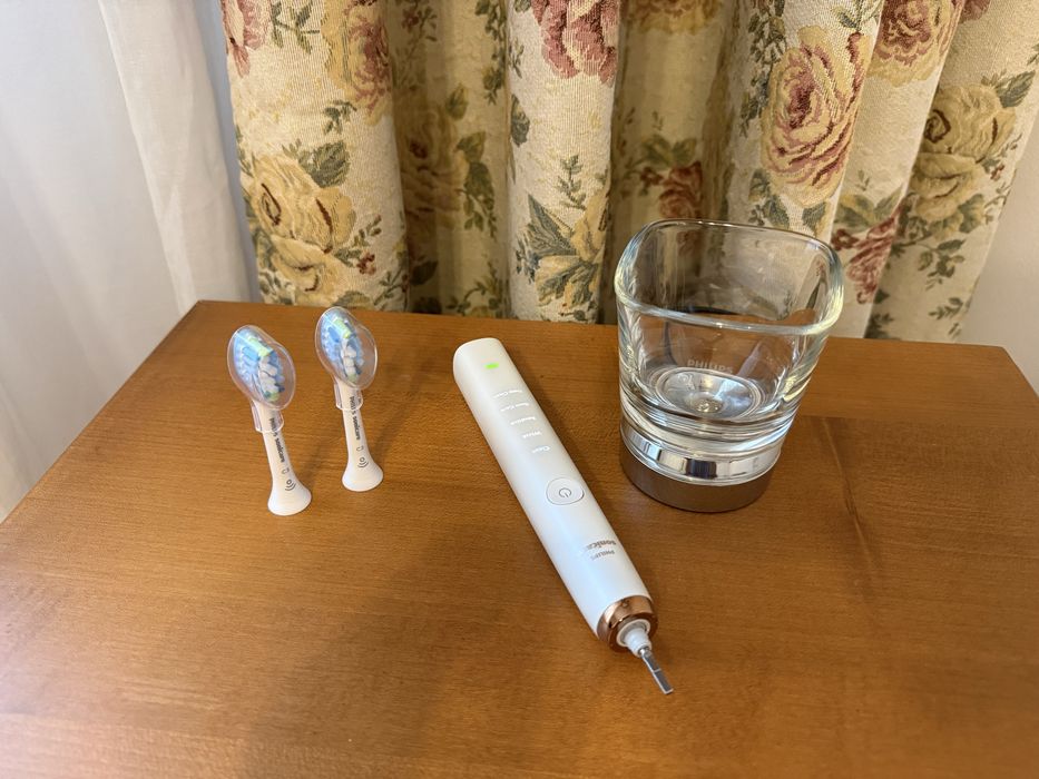 Periuta electrica Philips Sonicare DiamondClean