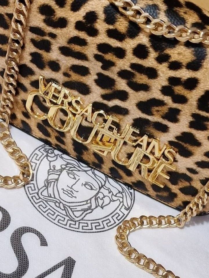 Geanta damă,model animal print, logo metalic auriu, saculet, etichetă