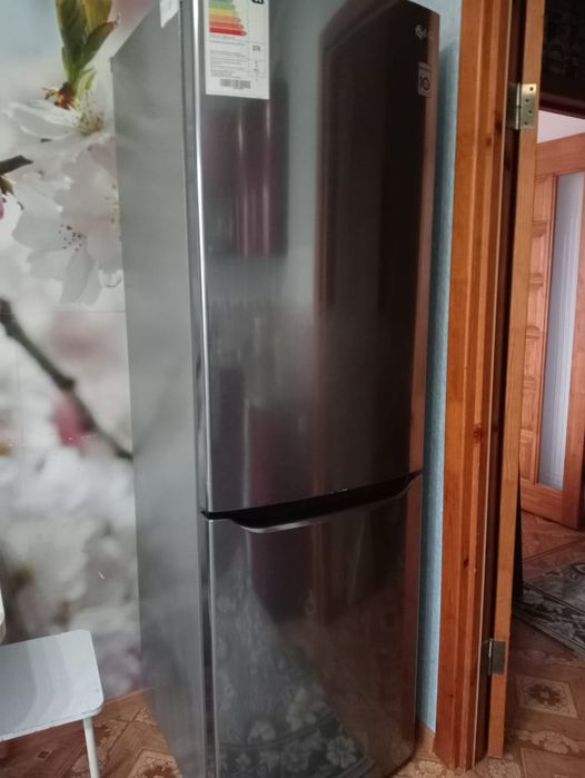 Продается Холодильник