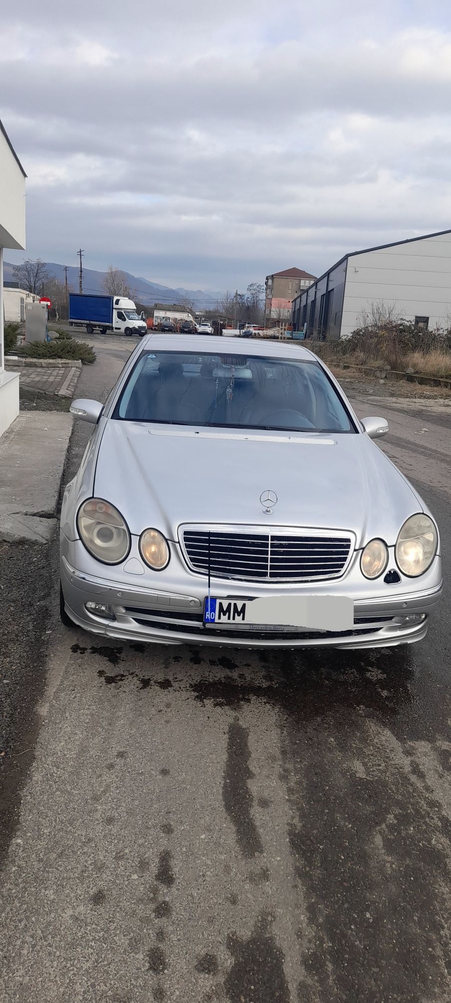 Mercedes E320  4 MATIC