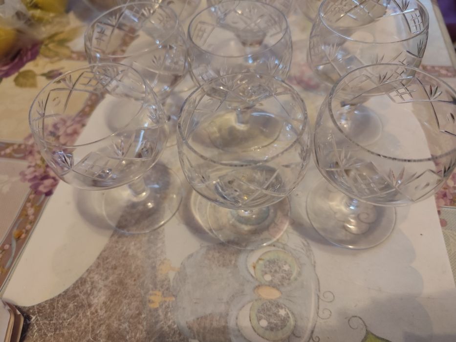 Кристални чаши за вино