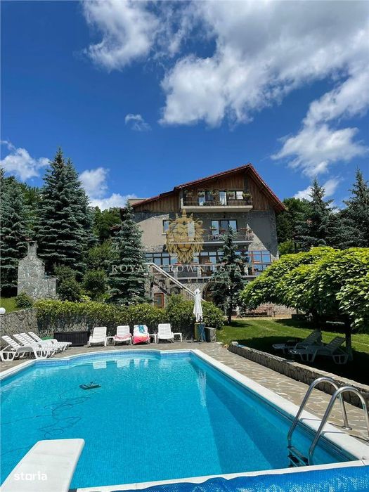 Casa de Vacanta cu piscina si sala fitness | Cornu de Jos