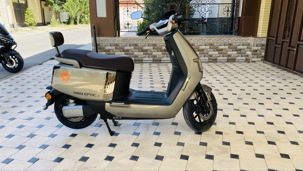 Yadeya Epok H skuteri Obmen bor faqat tigr skuter x maxga oladigan tel