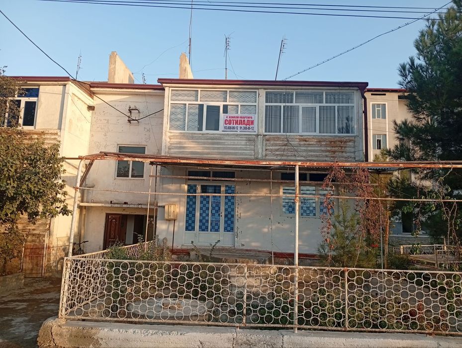 Кизилтепа марказда 4 хонали 2 та хужаликка шароити бн срочно сотилади