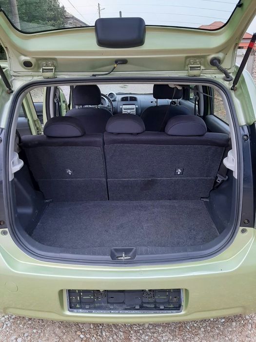 Daihatsu Sirion 1.3 на части