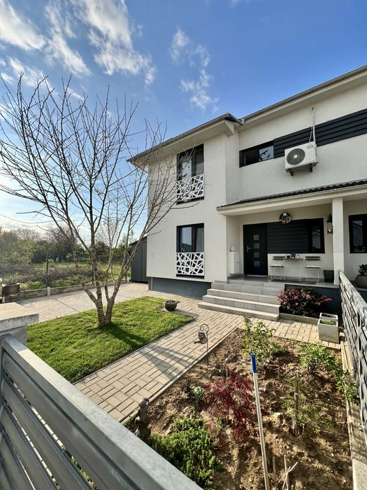 Vand Casa tip Duplex