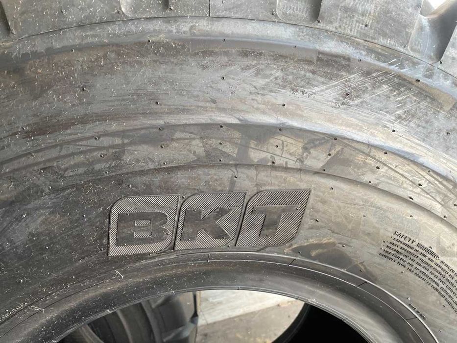 Anvelope noi 20.5R25 radiale marca BKT pentru vola radiala