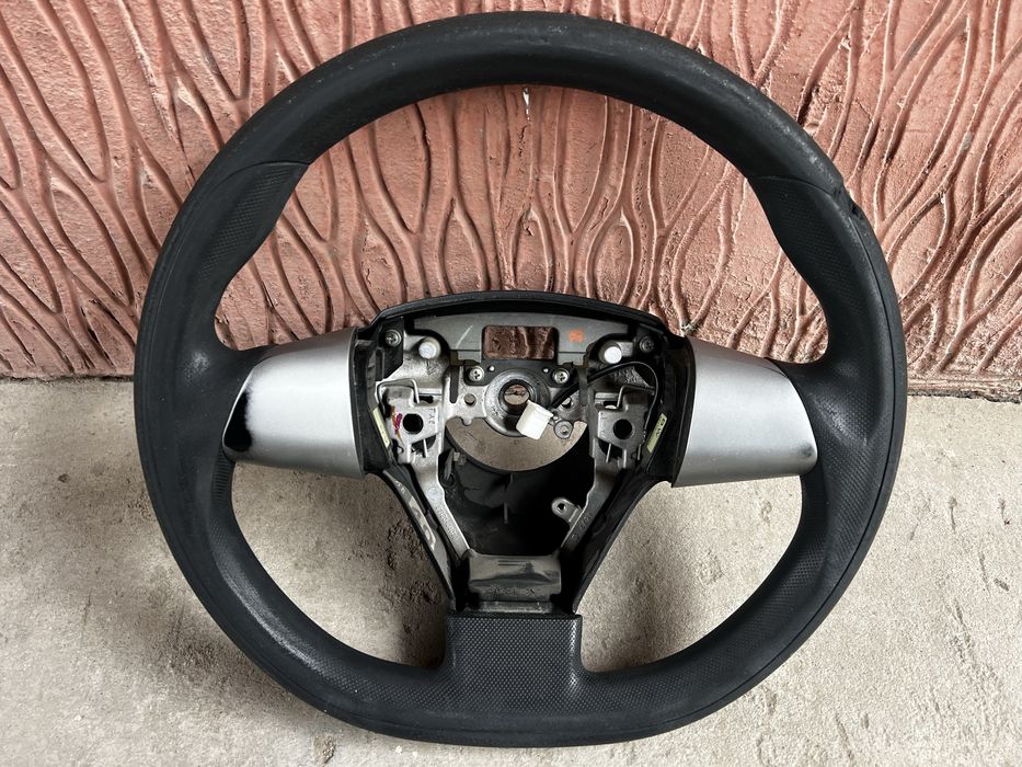 Руль на Toyota Corolla E150 рестайлинг