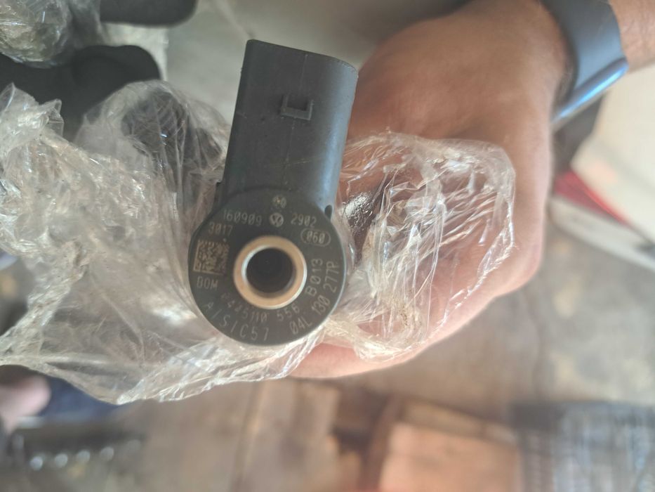 Injector 04L130277AE, 04L130277P - Audi A5, A4, A6, Q3, Q5 (2015-2022)