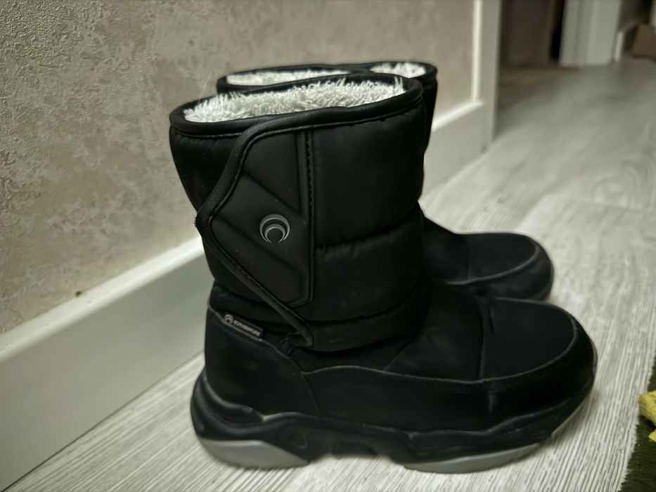 Сапоги дутики фирменные теплые 33 рр