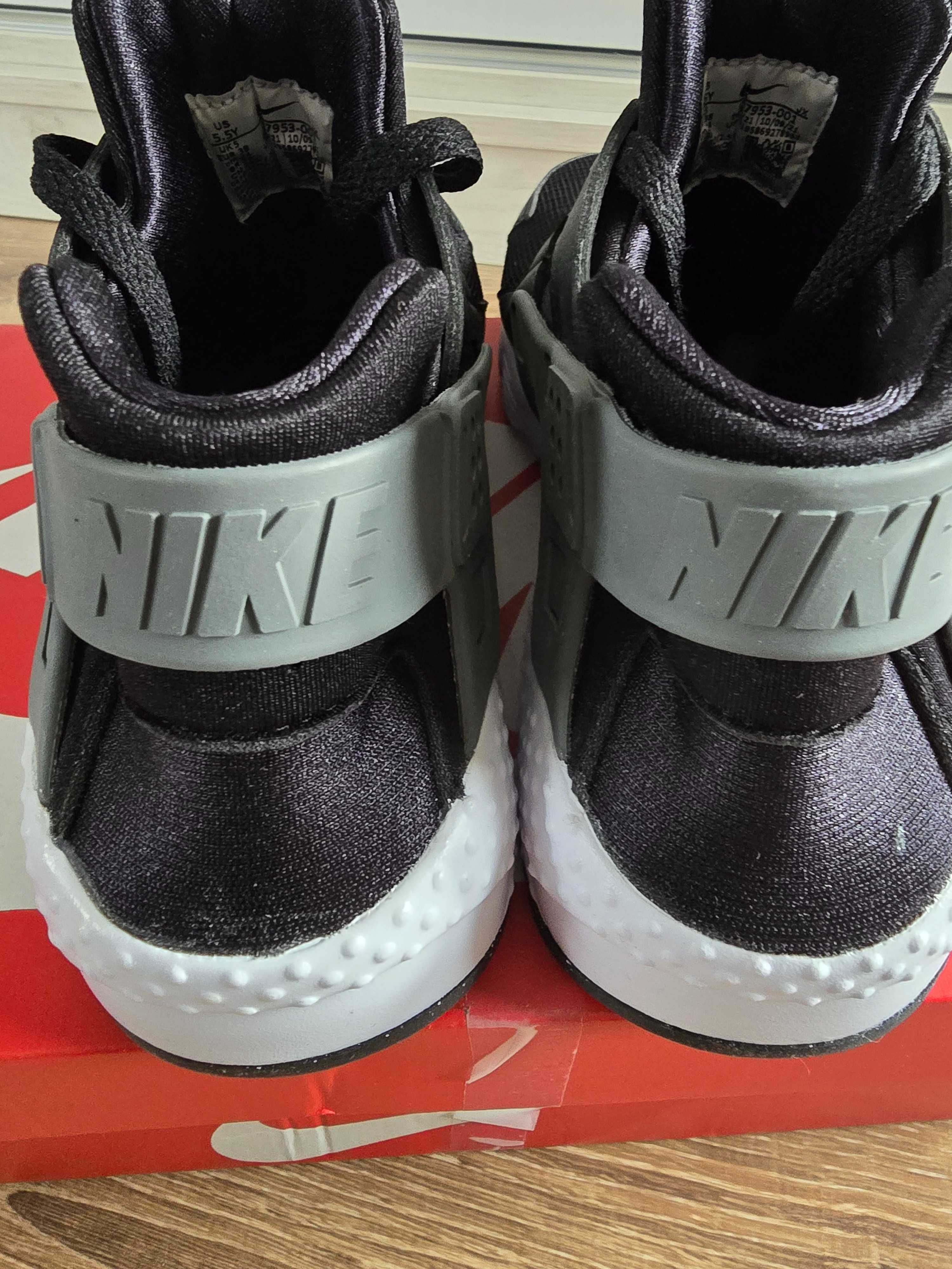 Nike Air Huarache