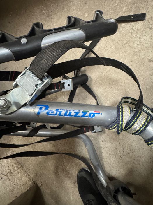 Багажник за велосипеди Peruzzo