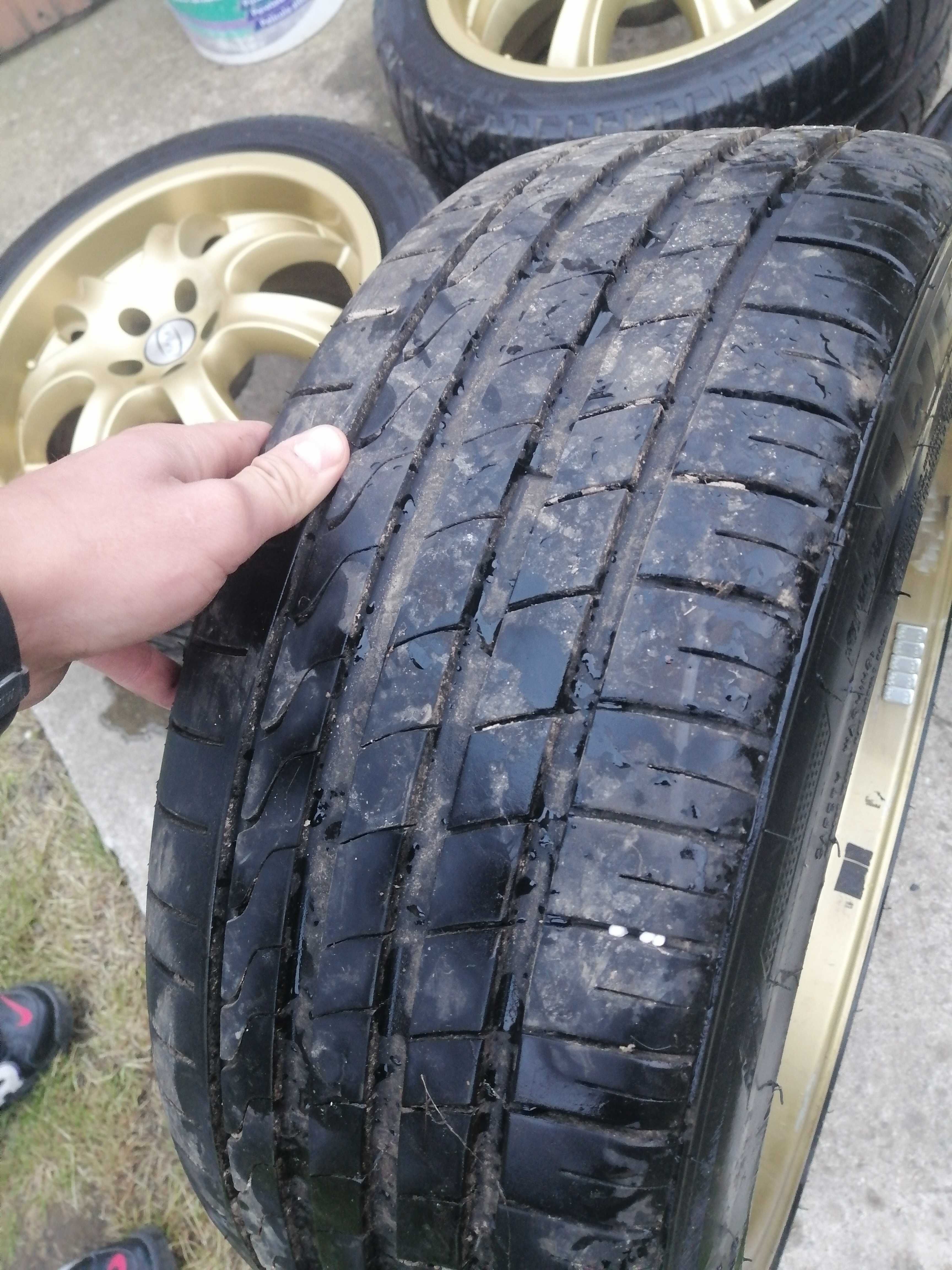 Jante MIM R17 cu cauciucuri 2(225/45r17) 2(215/45zr17)