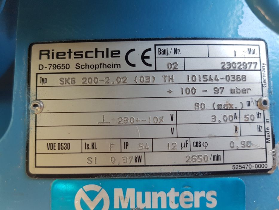 Вакуум помпа тип въздуходувка