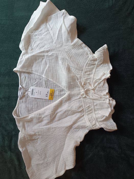 Нов черен комплект Terranova от пола и топ плюс подарък бял топ