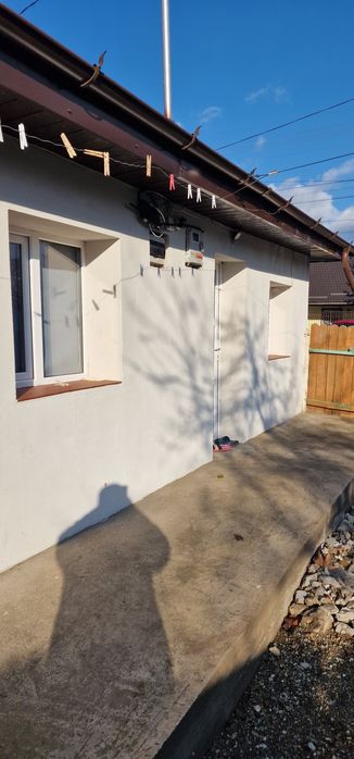 Cameră de închiriat