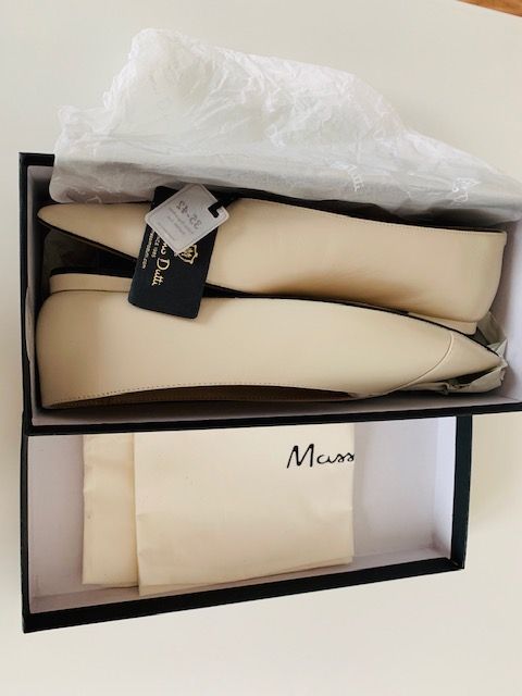 Pantofi NOI din piele, dama Massimo Dutti