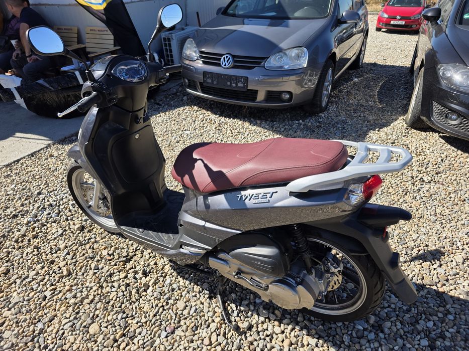 Peugeot Tweet 125 cm # 2015 # 9000 km