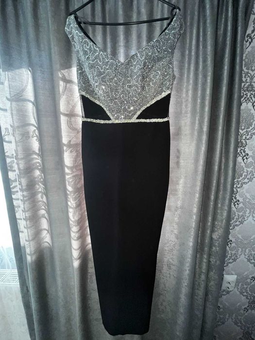 Офицялна рокля за всякакъв повод