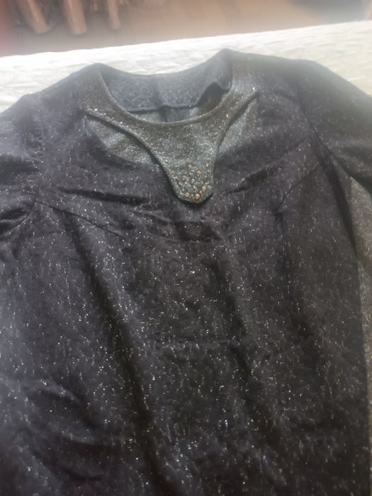 Платья женские вечерние