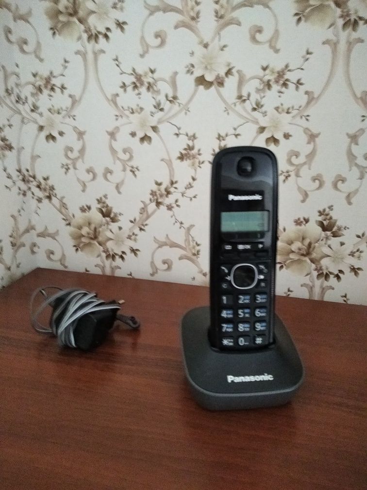 Продаю телефон Panasonic