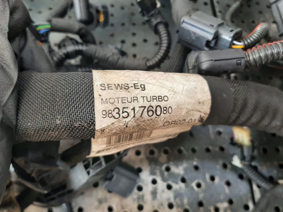 instalatie electrica motor hn05 1.2 b peugeot  208  9835176080