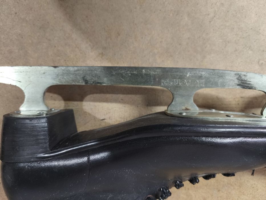 Ретро кънки за лед