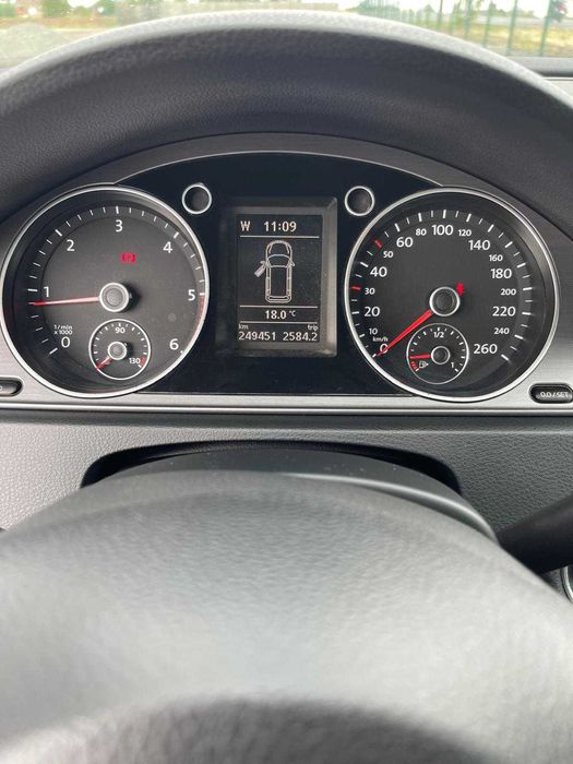 VW Passat combi 2012 / 2.0 diesel