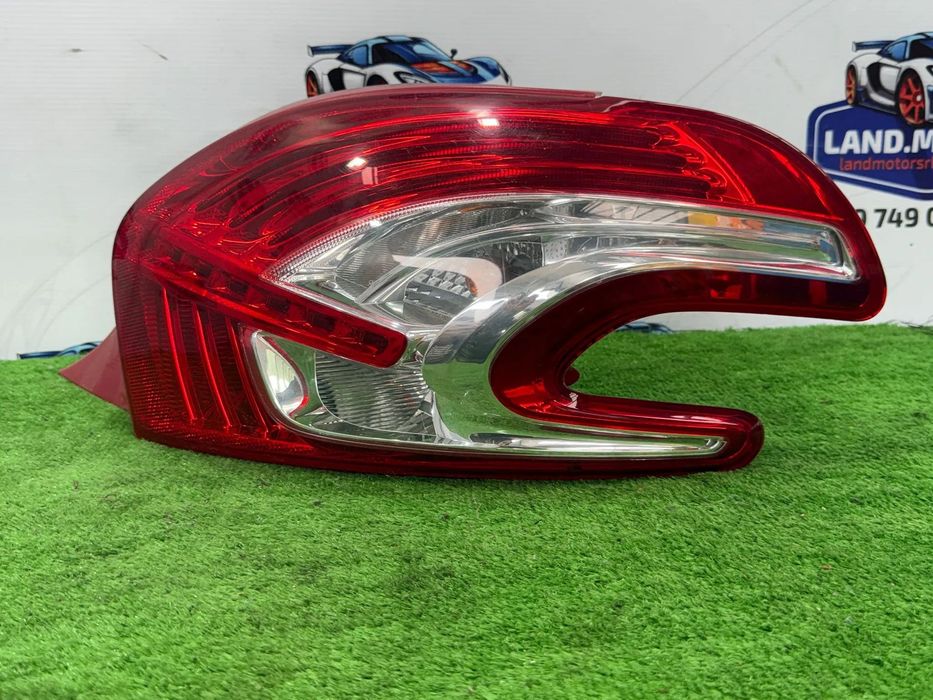 STOP TRIPLA ARIPA DREAPTA PEUGEOT 208 2015 1.0 BENZINA / BERLINA 3 USI COD OEM 9672628380-03 9672628380 2012-2019