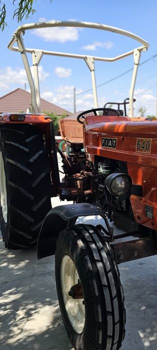 Plug reversibil cu doua brazde