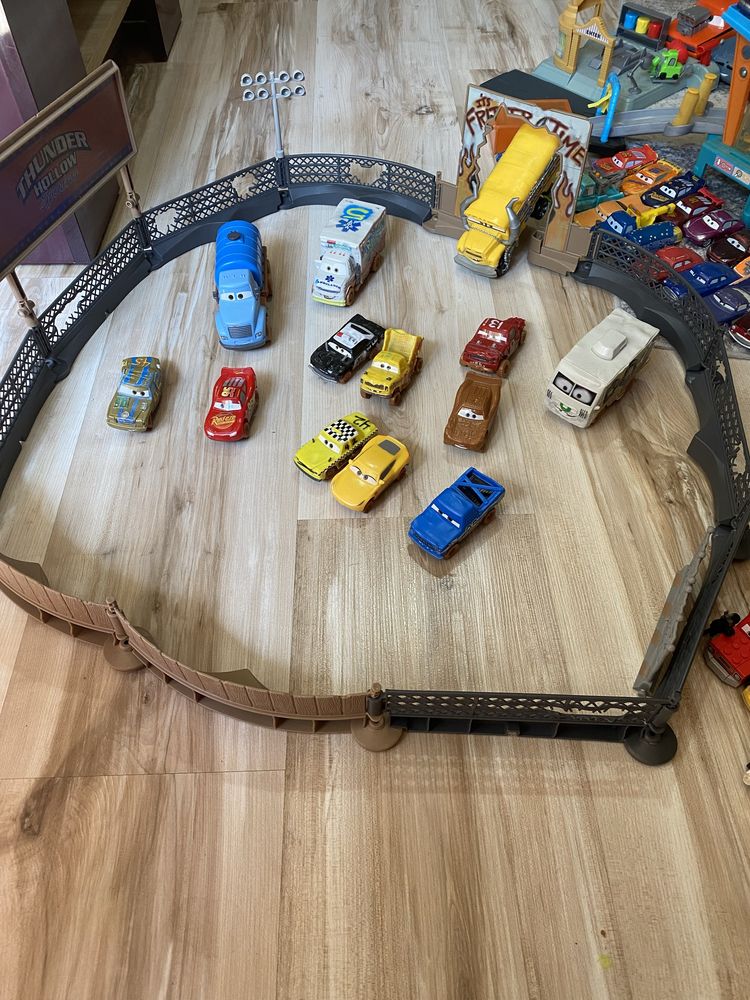 Jucarii disney cars