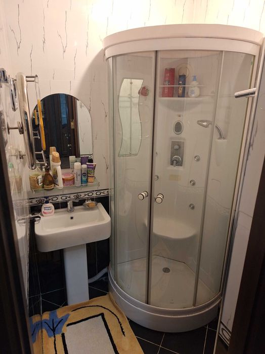 Центр города, метро Космонавтов, МВД, интерпол. Без посредников, своя!