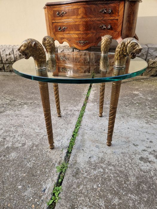 Уникална антикварна френска масичка