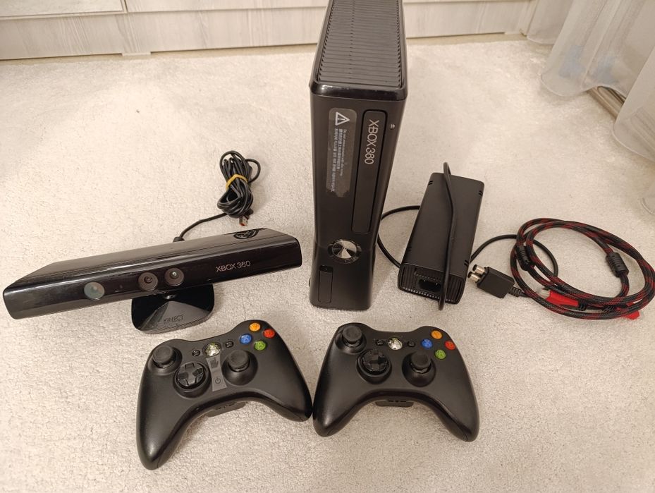 Xbox 360 slim 500 gb Freeboot (50 игр)