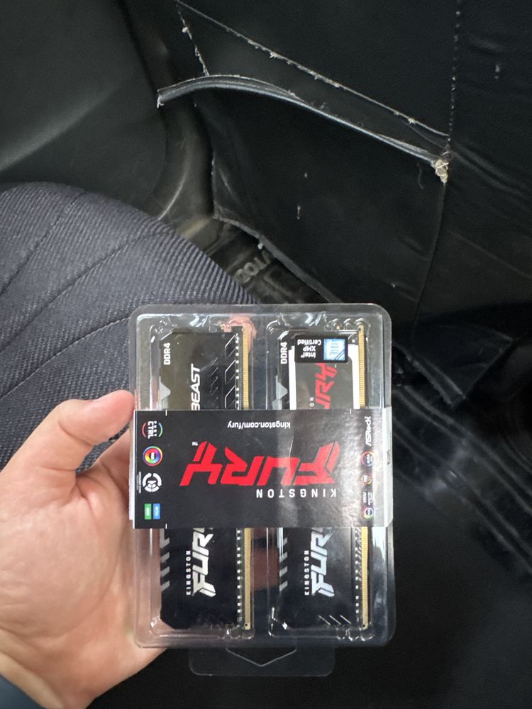 Kingston Fury DDR4 3200MT/s 32GB