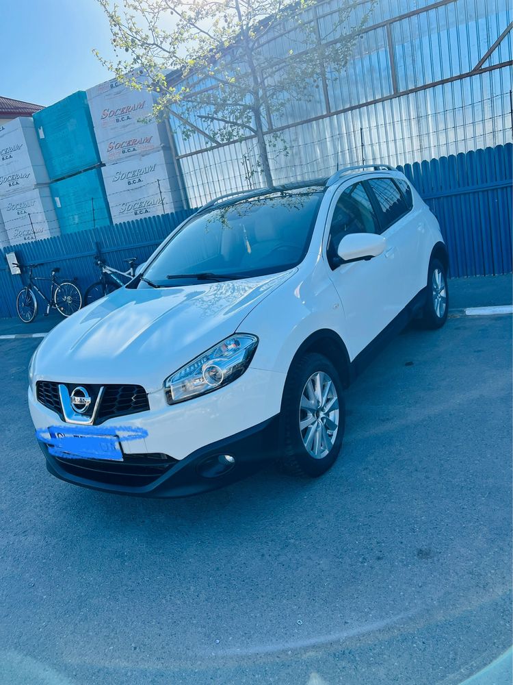 Nissan Qashqai 2.0 diesel Automat