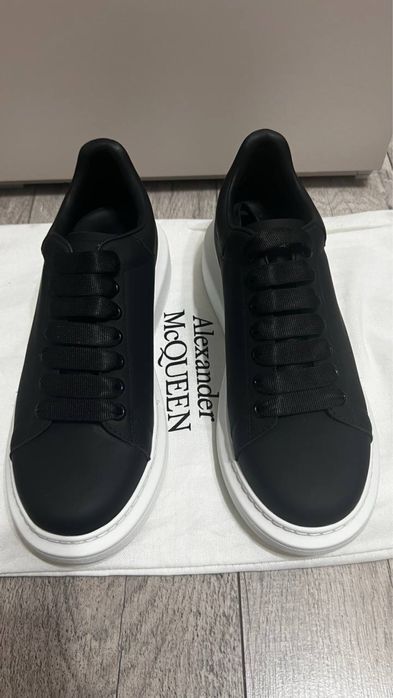 Мужские кроссовки