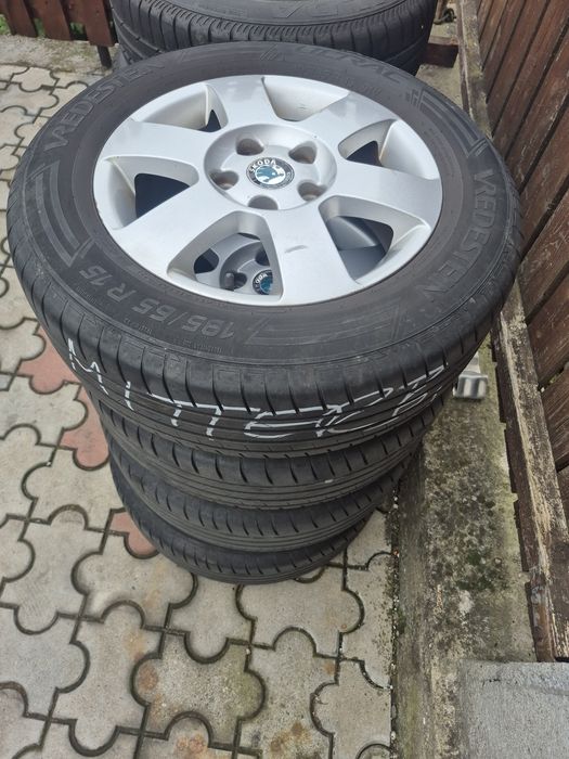 Jante Aliaj Skoda pe 15 un set 5x112 pe 18 si un set Bmw pe 16